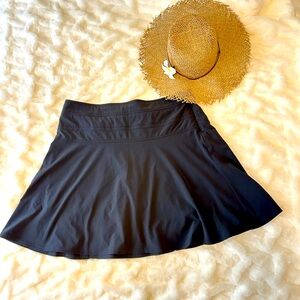 NWOT Athleta black A-line skort Size 14